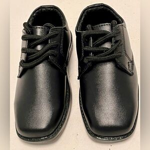 🌻$11 DEAL!🌻 NEW Kids Classic Black Shoes Kids Size 23 EU/ 7 US